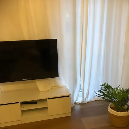 City Apartment בית נופש *